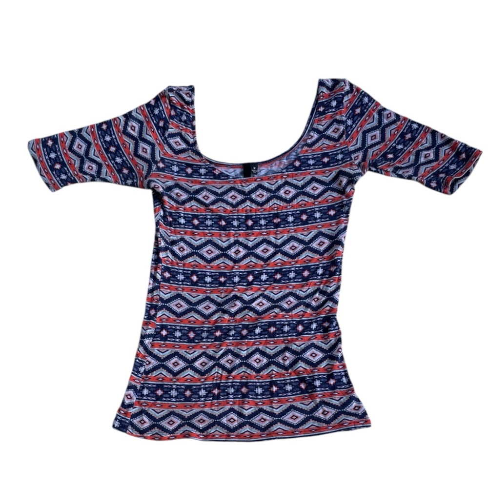 ULTRA FLIRT WOMENS AZTEC WESTERN SCOOP NECK SHIRT SIZE MEDIUM